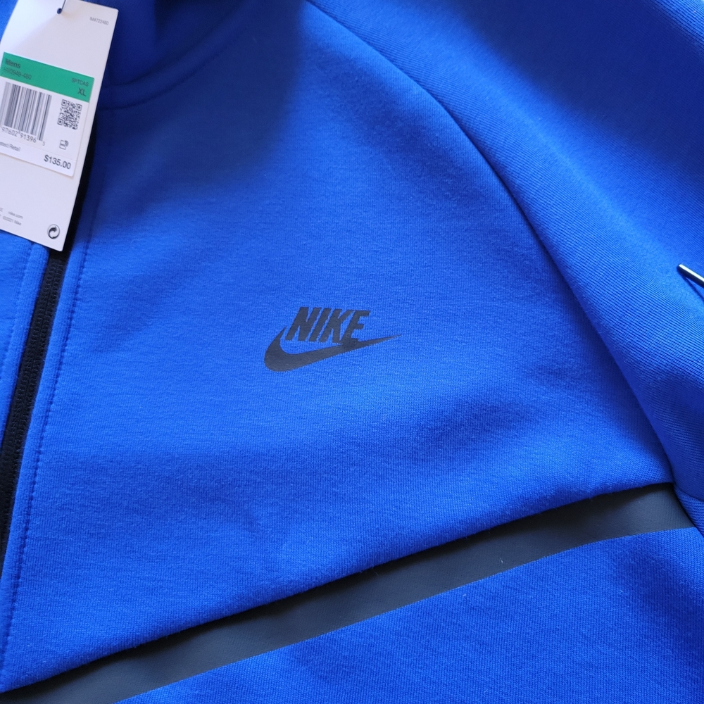 NWT Nike Men's Blue Hooded Jacket - Picture 7 of 11